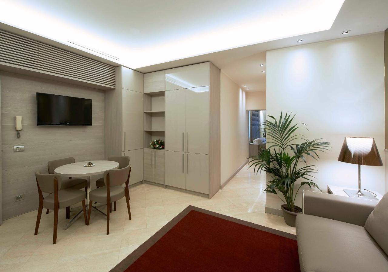 Harry'S Bar Trevi Luxury Apartments - Mignanelli ローマ エクステリア 写真