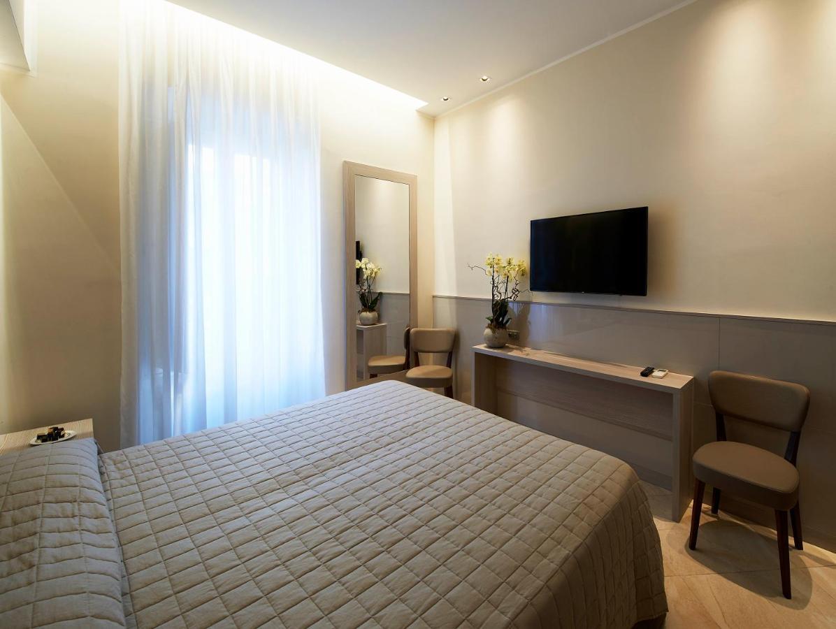 Harry'S Bar Trevi Luxury Apartments - Mignanelli ローマ エクステリア 写真